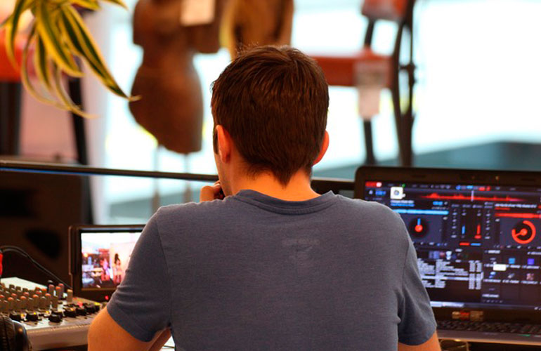 Qué es una Especialización Técnica Profesional  